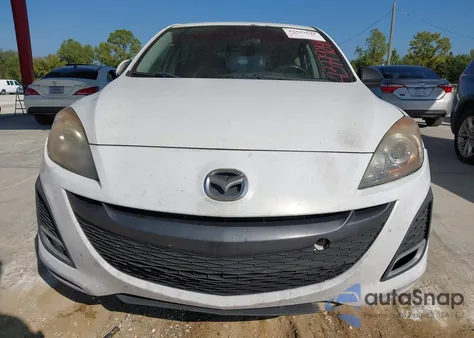 2011 Mazda Mazda3 S Sport z USA, uszkodzony, nr VIN JM1BL1K59B1360847